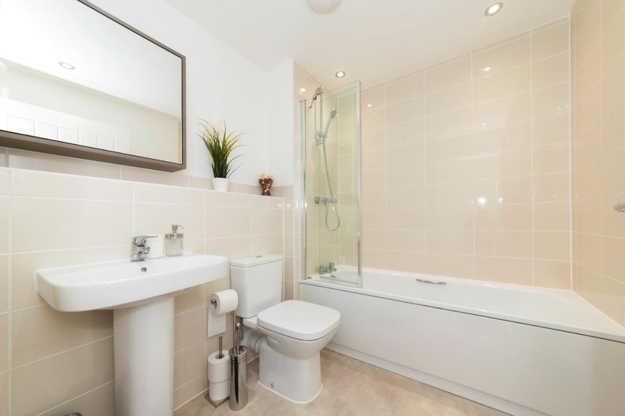 Greenfield Modern 3Br Home - Southcote Lane , Reading Exterior photo