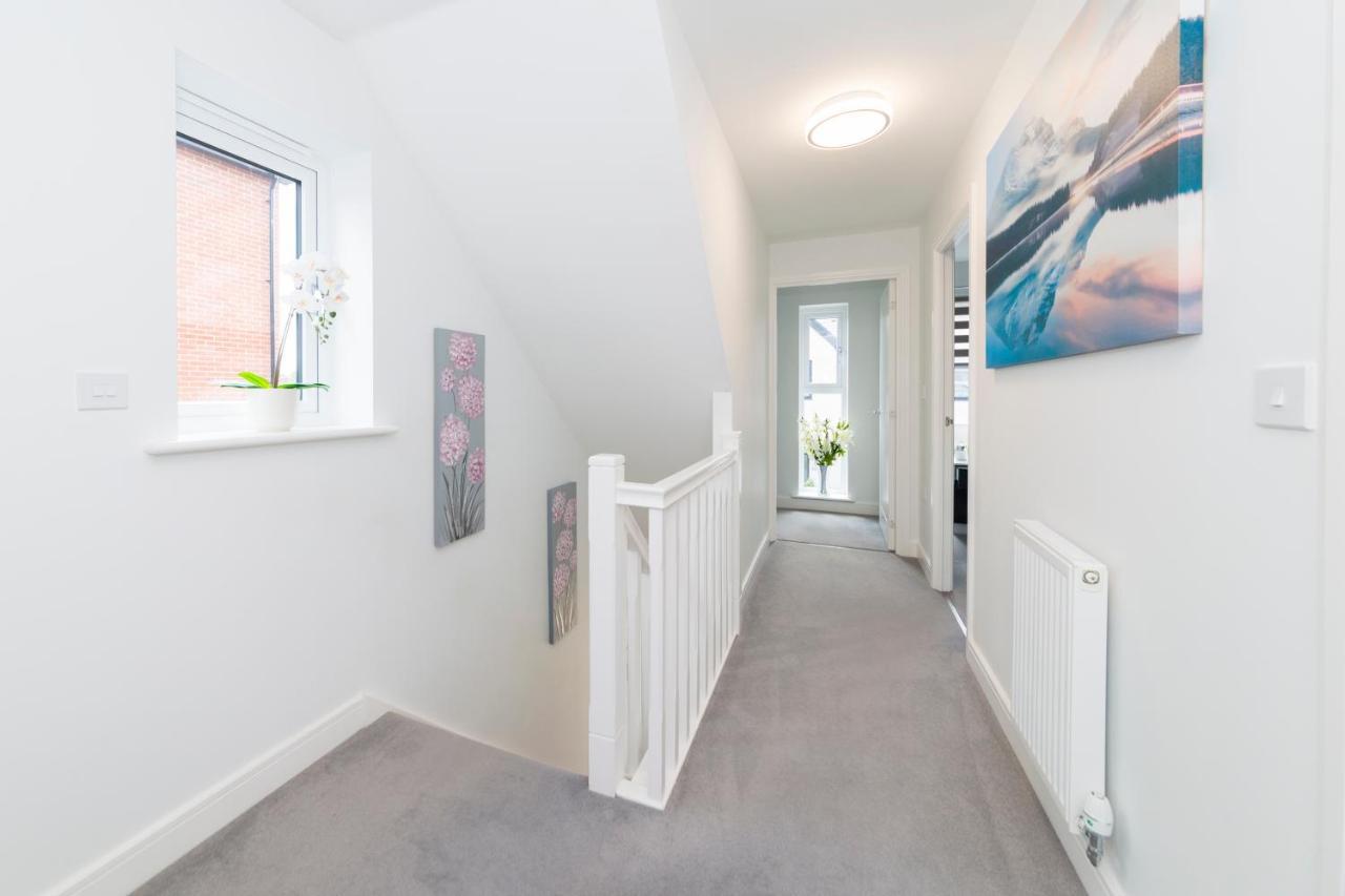 Greenfield Modern 3Br Home - Southcote Lane , Reading Exterior photo