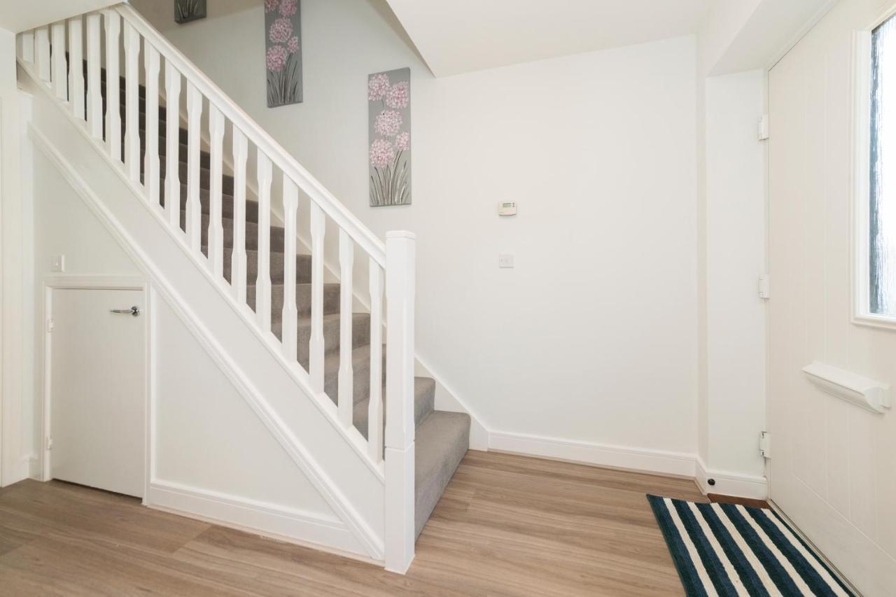 Greenfield Modern 3Br Home - Southcote Lane , Reading Exterior photo