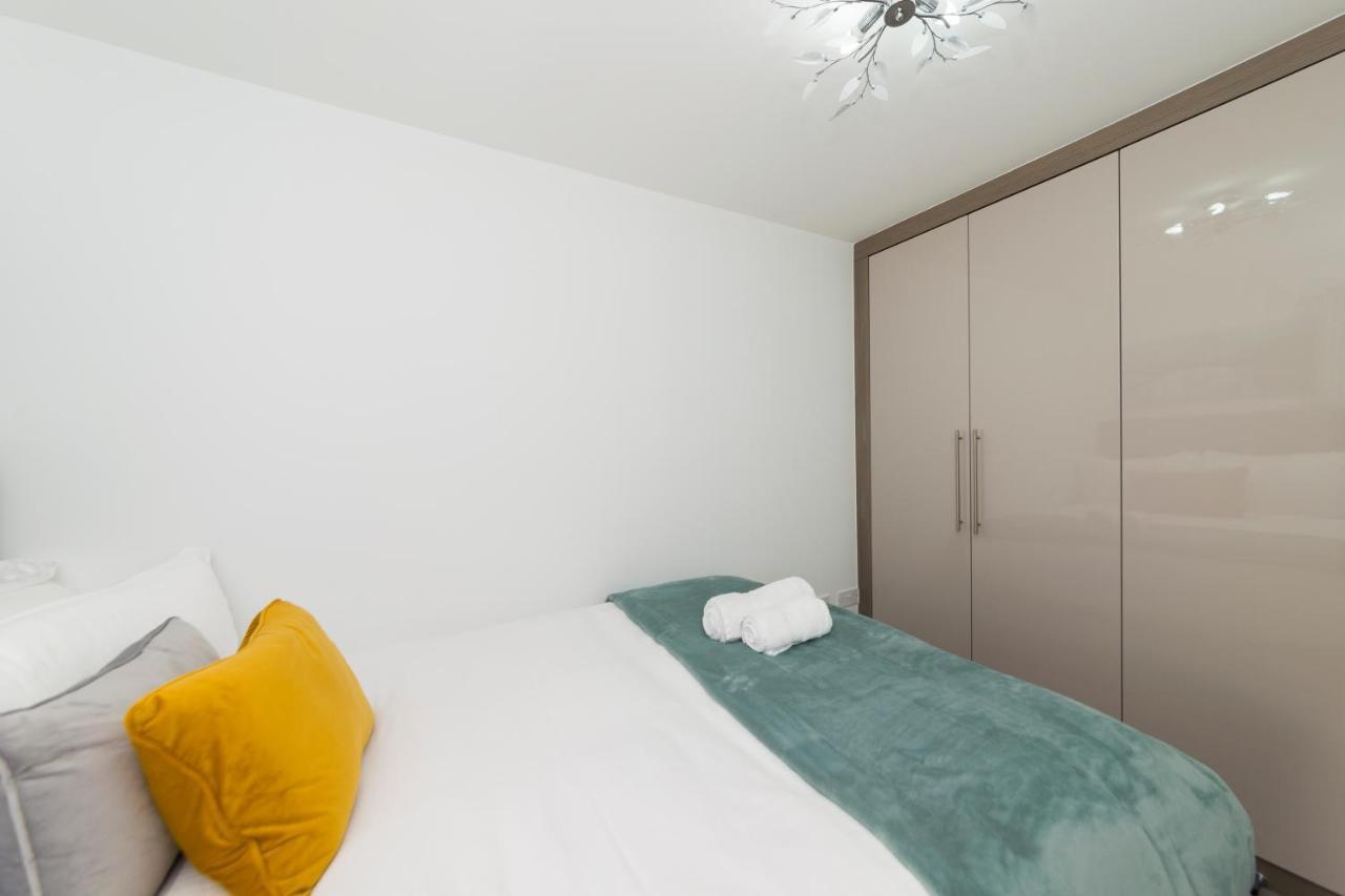 Greenfield Modern 3Br Home - Southcote Lane , Reading Exterior photo