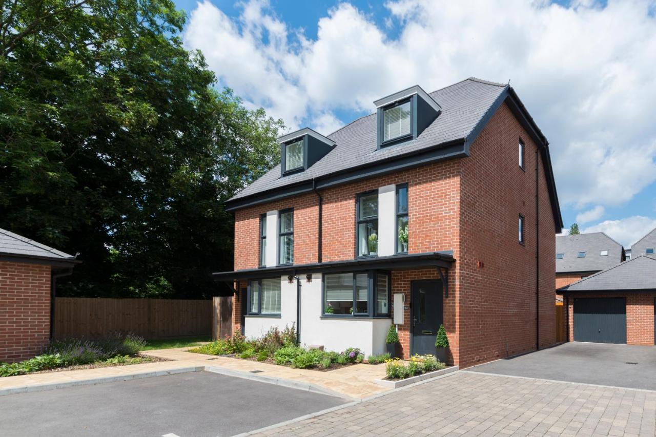 Greenfield Modern 3Br Home - Southcote Lane , Reading Exterior photo